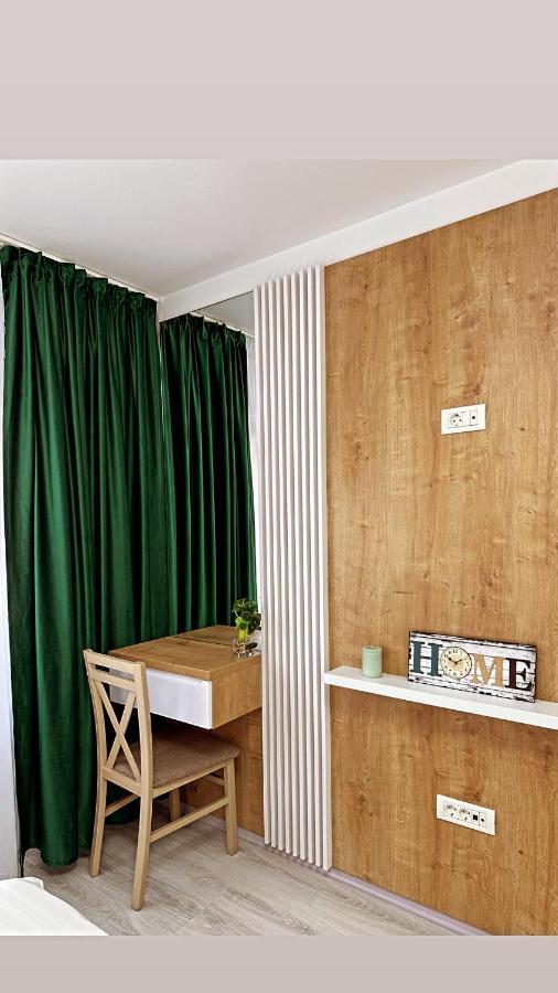 Scandinavia Apartment 1 Piatra Neamt Exterior photo
